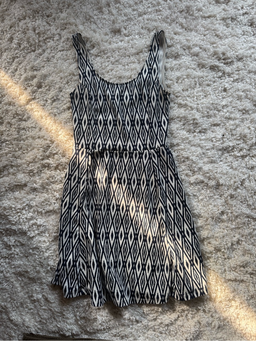 H&M Navy and Cream Diamond-Print Sleeveless Skater Dress • 2